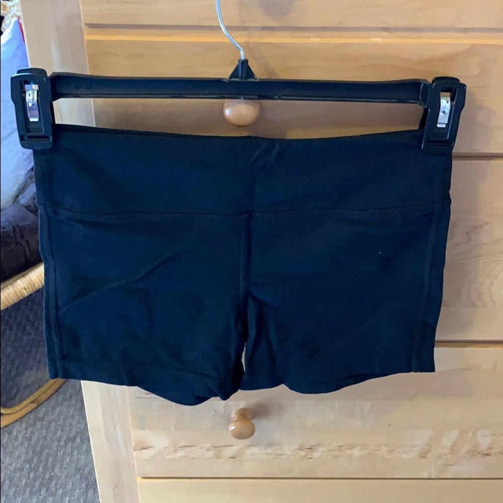 BLACK ATHLETA BIKER SHORTS